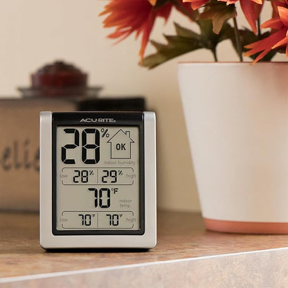 AcuRite Wireless Digital Indoor Thermometer and Hygrometer Monitor - Image 4