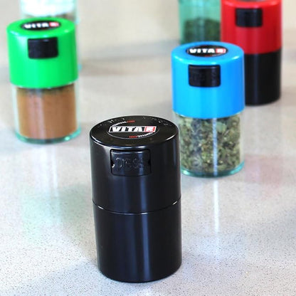 Vitavac - 5g to 20 grams Vacuum Sealed Container - Black - Image 5