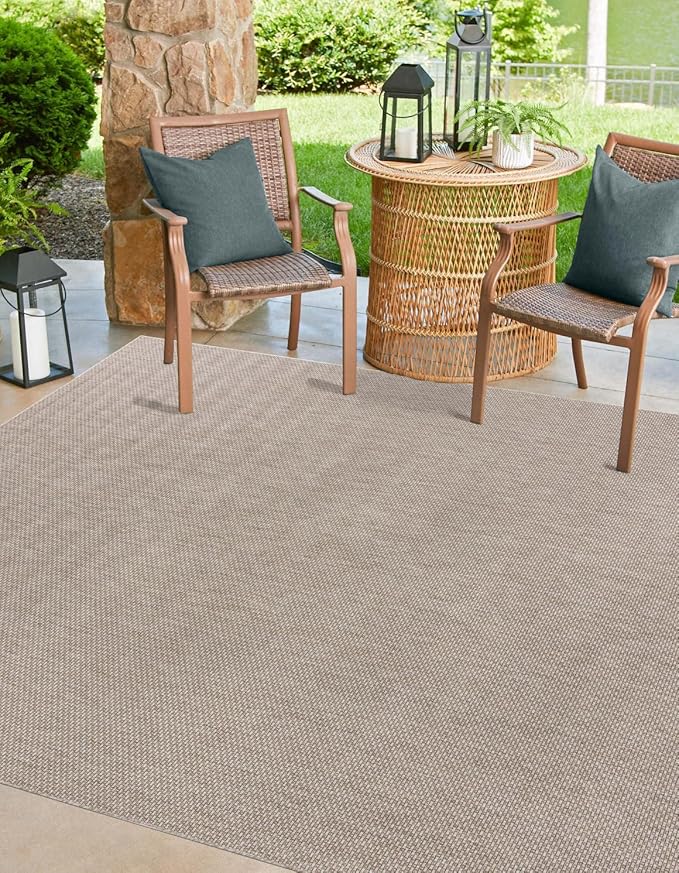 Unique Loom Outdoor Solid Collection Area Rug by UniqueLoom