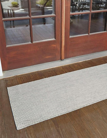 Unique Loom Outdoor Solid Collection Area Rug - Image 4